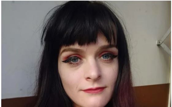 Endometriosis forced model Carla Cressy to quit work